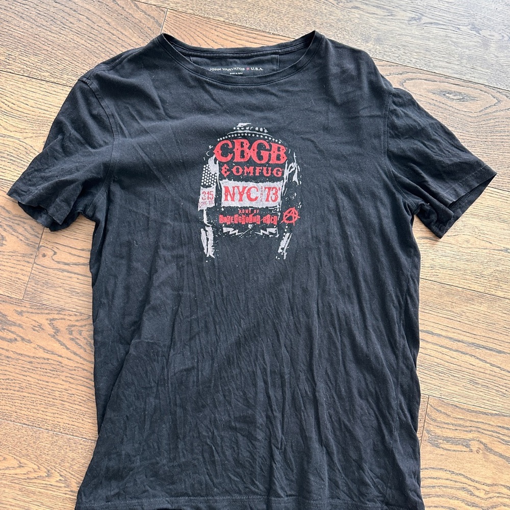 John Varvatos Black and Red CBGB Short Sleeve Graphic Tee RARE